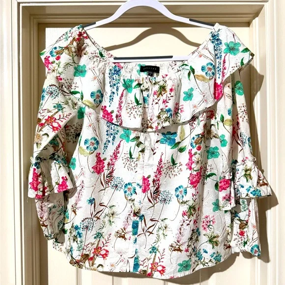 Sanctuary over the shoulder eyelet top size Large - Picture 1 of 7